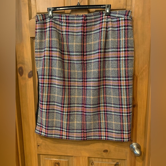 Halogen Tweed Multicolor Plaid Pencil Skirt, Size 20 - Picture 2 of 6